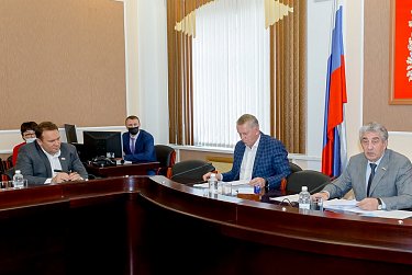 Совет ЗС VII созыва провел первое заседание